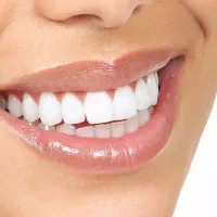 دندانپزشکی زیبایی و درمانی