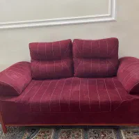 مبل دو نفره کارکرده سالم و تمیز