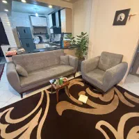 مبل هفت نفره با میز و عسلی