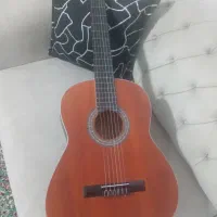 یکسری وسایل بفروش میرسد