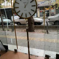 ساعت ایستاده فلزی