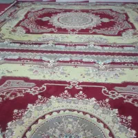 یک جفت فرش تمیز و سالم