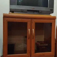 تلویزیون پاناسونیک و ال جی با میز
