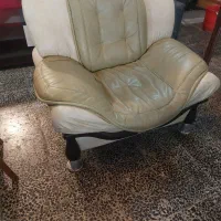 مبل راحتی تمام چرم ۹ نفره|مبلمان خانگی و میز عسلی|تهران, امیر بهادر|دیوار