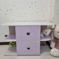 تخت کودک و نوجوان با کمد ویترین وپاتختی