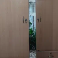 کمد لباسی تمیز