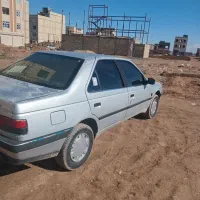 پژو 88 دو تیکه  رنگ در حد موتور به شرط شاسی سالم