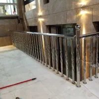 شاگرد همکار جهت نصب نرده|استخدام صنعتی، فنی، مهندسی|مشهد, شهرک شهید باهنر|دیوار