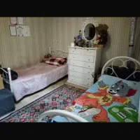 1 عدد تخت خواب فلزی یک نفره