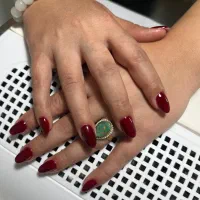 کاشت ناخن و کاشت مژه