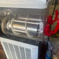 دستگاه یخ در بهشت