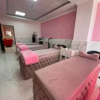 تخت حرفه ای آرایشگاهی( مژه ، پوست )
