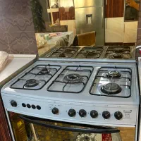 اجاق گاز پنج شعله فردار کاملا سالم وتمیز