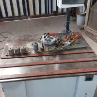 لبه چسبان منحنی زن