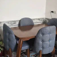 میز ناهار خوری بدون خط و خش کاملا نو