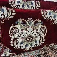 یک جفت پشتی تمیز و سالم