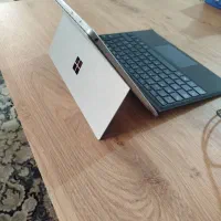 سرفیس پرو ۵ لپتاپ