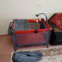 تخت و پارک کودک|اسباب‌بازی بچه|رشت, گلزاران|دیوار