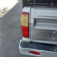 بار.  مزدا وانت