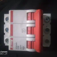 کلید مینیاتوری سه پل ۳۲ آمپر نو