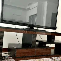 میز تلویزیون مدرن با شیشه مشکلی|میز تلویزیون|قم, زنبیل آباد|دیوار