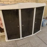 ویترین چوبی دو تیکه رایگان|بوفه، ویترین، کنسول|اصفهان, سیچان|دیوار