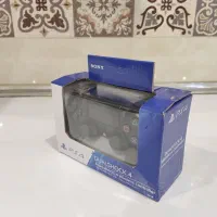 دسته ps4 تمیز با جعبه سونی|کنسول، بازی ویدئویی و آنلاین|ساری, |دیوار