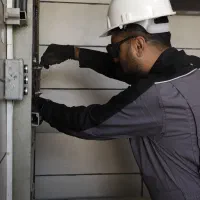 تعمیرات، رفع خرابی وسرویس دوره ای آسانسور|خدمات پیشه و مهارت|شیراز, آزادگان|دیوار