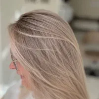 متخصص رنگ مو  - همکاری درصدی