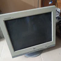 مانیتور قدیمی crt