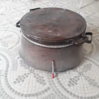 دیگ قدیمی بسیار کم استفاده در حد نو،مناسب مهمانیها