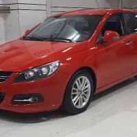 جک J5 اتوماتیک 1800cc، مدل ۱۳۹۴