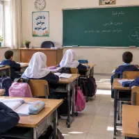 تدریس ریاضی و فارسی توسط معلم رسمی