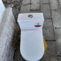 توالت فرنگی درحدنو