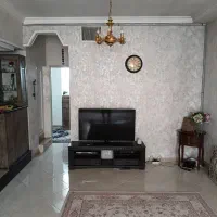 85-متری