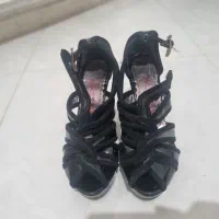 کفش پاشنه بلند مشکی