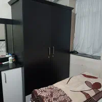 سرویس خواب|تخت و سرویس خواب|سیلوانه, |دیوار