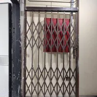 حفاظ درب کرکره ای در حد نو