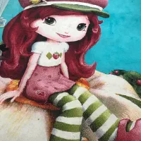 فرش دخترانه توت فرنگی