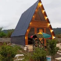 زمین-سرمایه-گذاری-با-کلبه-سویئسی