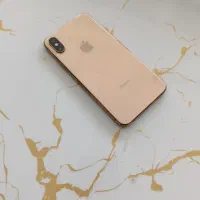 آیفون xs طلایی در حد نو