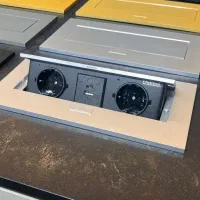 پریز توکار ملونی کد و ۱۷|سایر لوازم برقی|تهران, لاله زار|دیوار