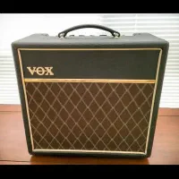 آمپلی فایر گیتار شرکت vox مدل pathfinder 15