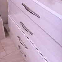 تخت خواب دو نفره با پاتختی و میز آرایش و پاف|تخت و سرویس خواب|شاهرود, |دیوار