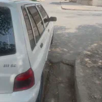 ماشین۱۱۱سفید