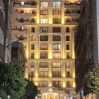 هم خانه خانم