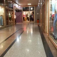 13 متر مغازه پاساژ سجاد عباس آباد