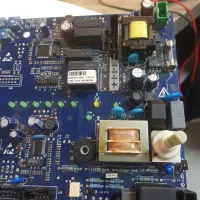 تعمیر و سرویس پکیج دیواری . ضمانت کار|خدمات پیشه و مهارت|مشهد, طلاب|دیوار