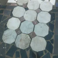 فروش مقداری سنگ گرانیت و موزاییک طرح گرانیت