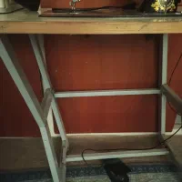 میز پایه دار چرخ خیاطی